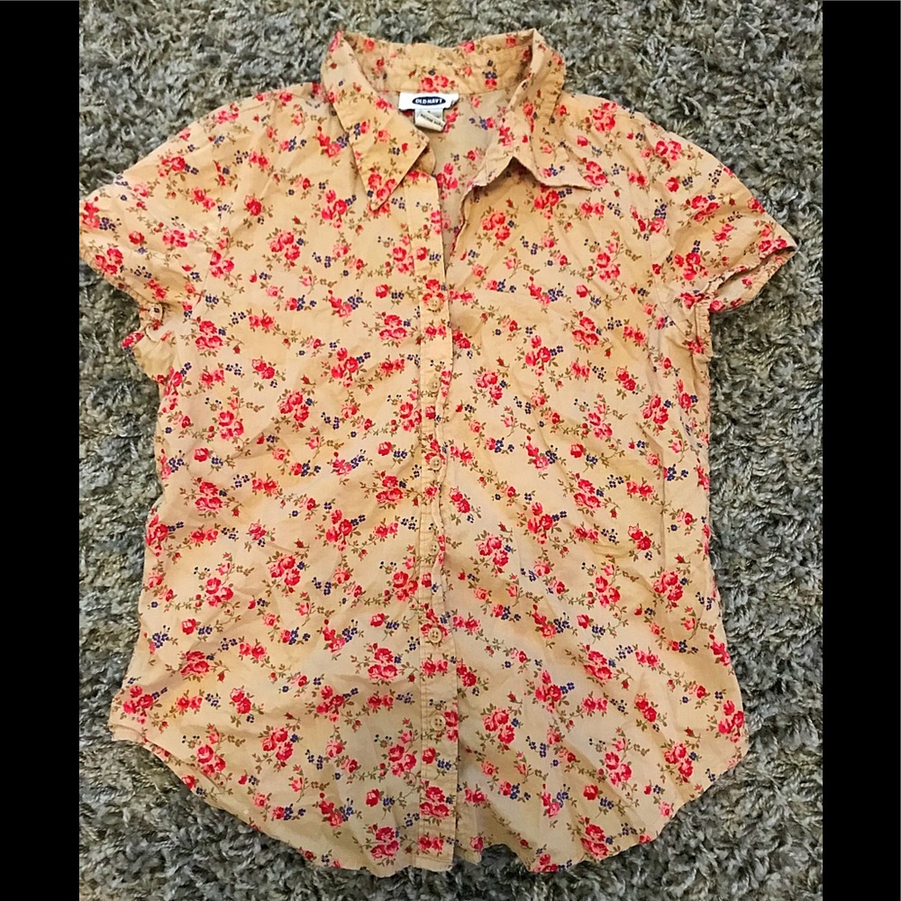 Old Navy button up flowered blouse